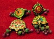 meenakari-polki-earrings