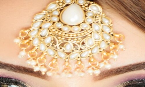 bindiya-tikka-2c-opt