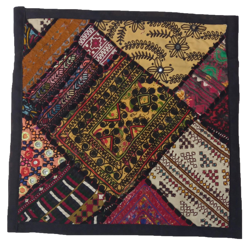 embroidered-cushion-cover-sindhi-patchworkrk