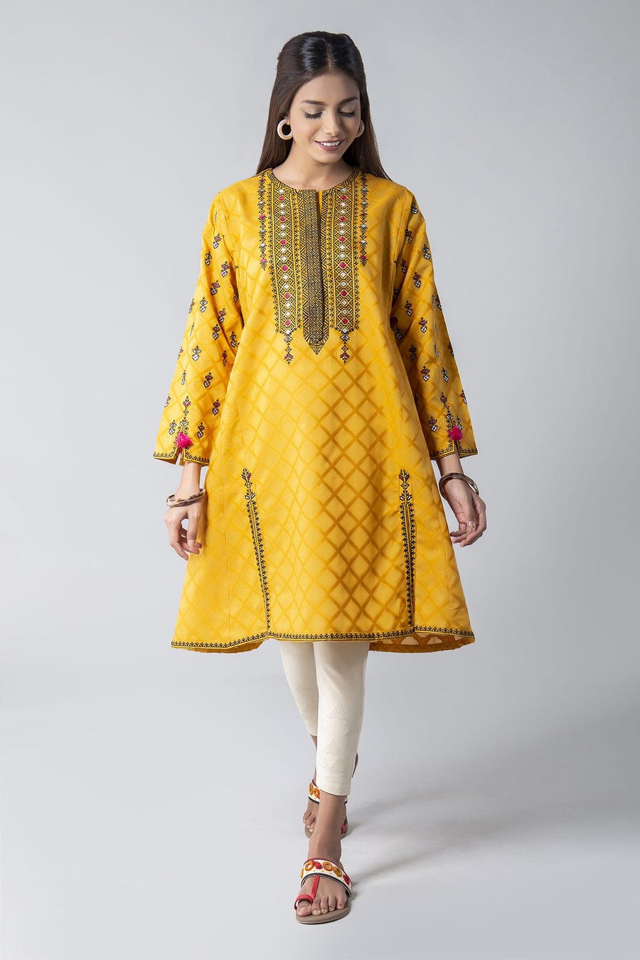 Khaadi Lawn Fabric and Prints