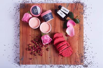 Natural Make-up Products by MANA