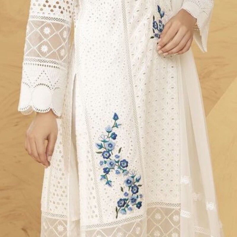 schiffli-fabric-1_cropped